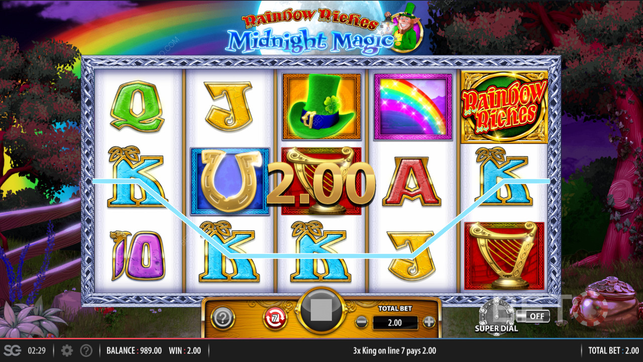 10 lignes de paiement actives différentes dans la machine à sous Rainbow Riches Midnight Magic